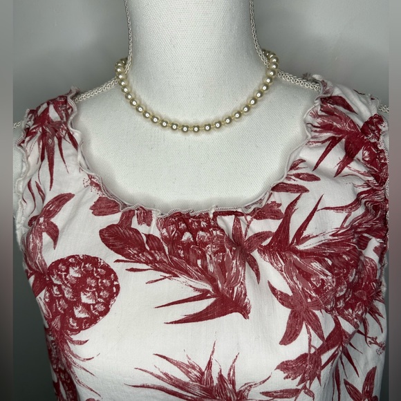 Ana women’s size L island print tank with V open back. - Picture 3 of 7